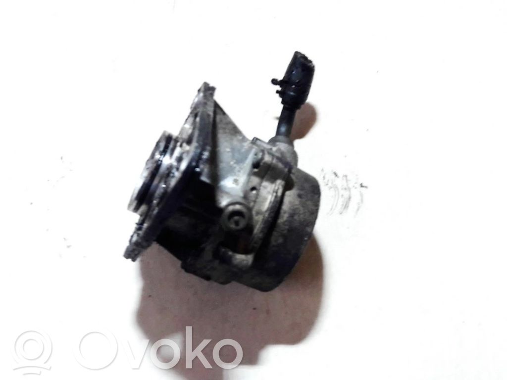 Peugeot 405 Pompă vacuum 
