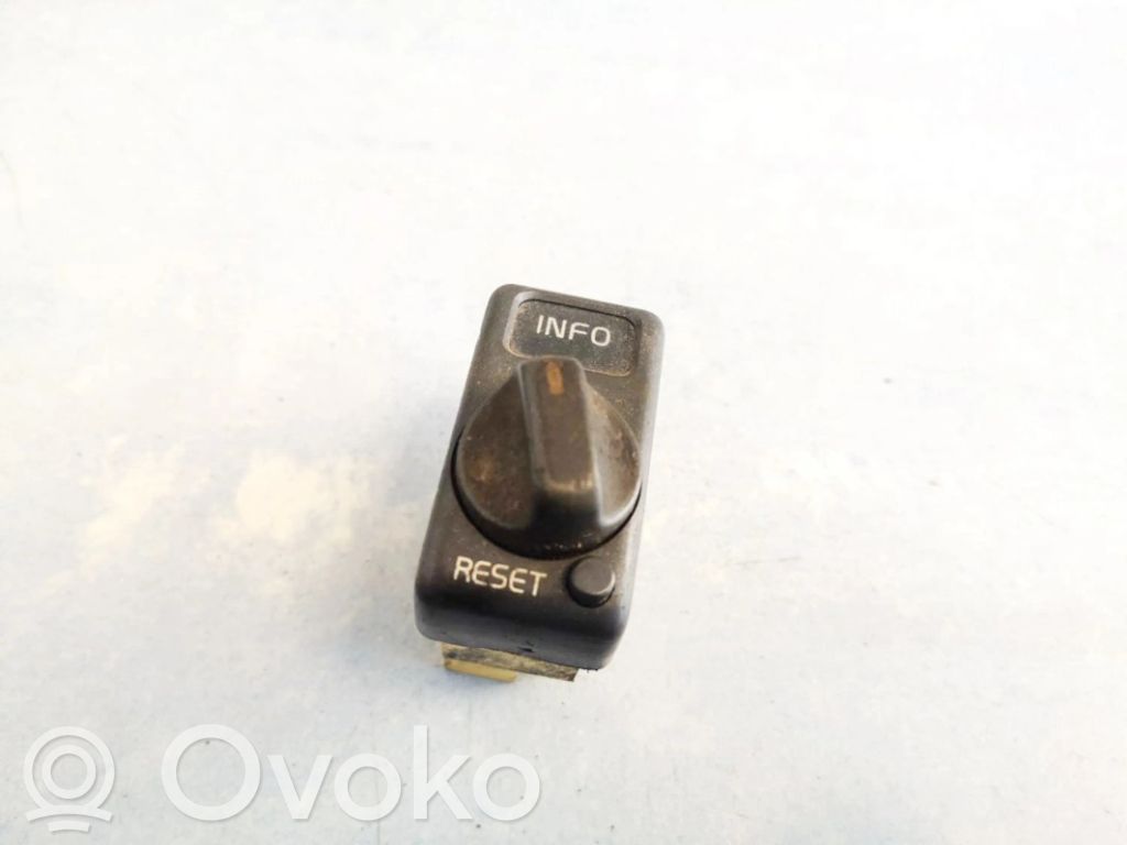 Volvo S70  V70  V70 XC Comutator control computer de bord 
