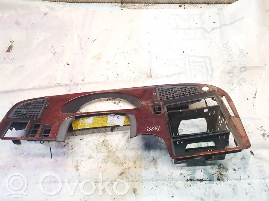 Dashboard trim   140052002,4642633,140052002,4642633