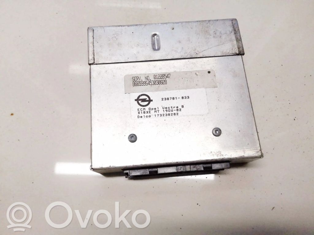 Opel Omega B1 Unidad de control/módulo del motor 