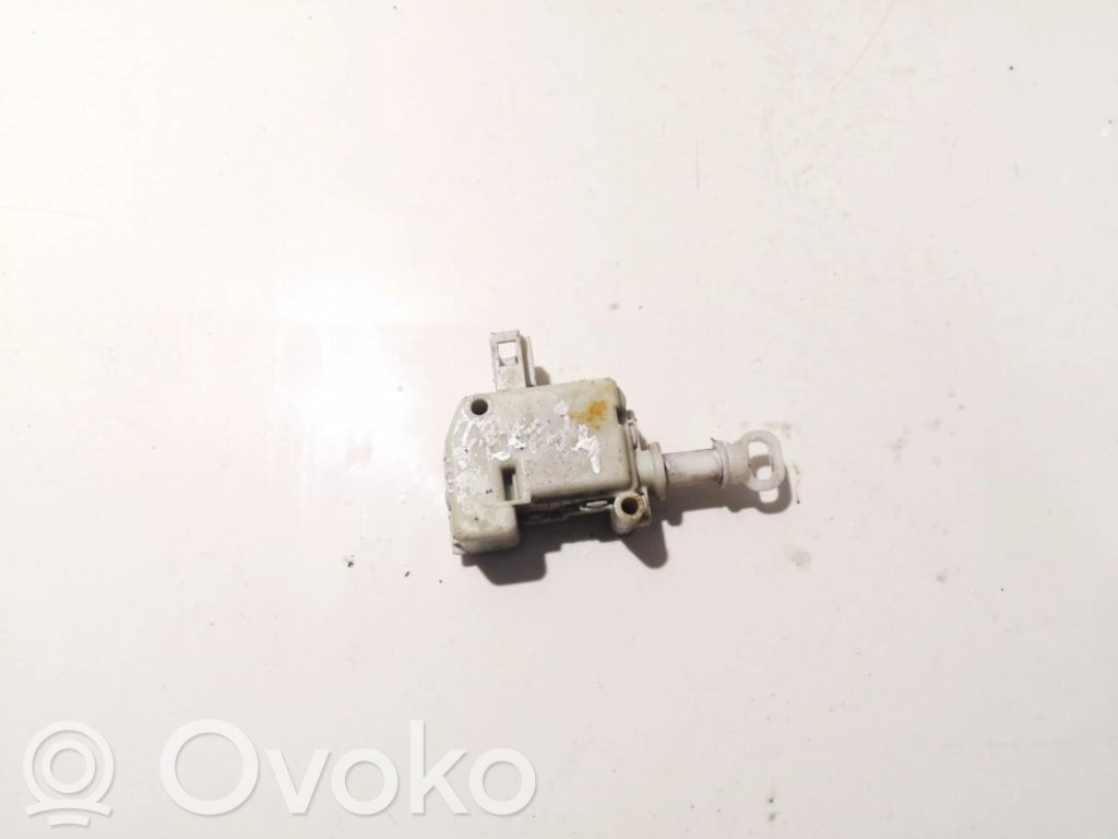 Motor de bloqueo de puertas   3B0862153,3B0862153