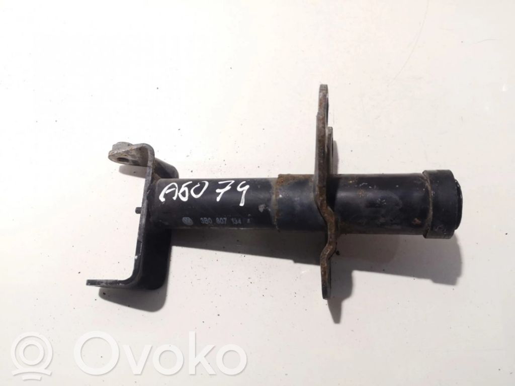 Etupuskurin kannake   3B0807134,3B0807134