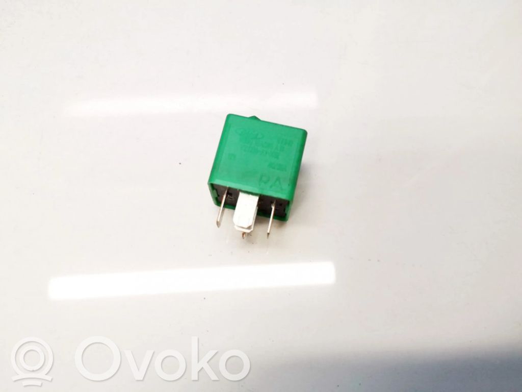 Otros relés   93BG13A025A1B,V23136A1X32,93BG13A025A1B,V23136A1X32