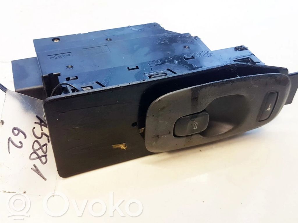 Volvo S60 Przyciski szyb 