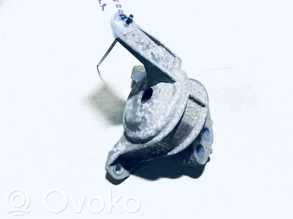 Opel Astra H Supporto di montaggio del motore