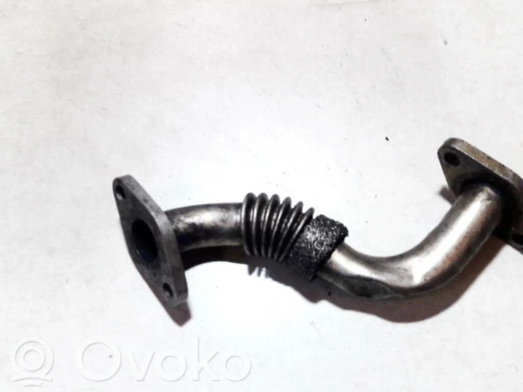 Volkswagen PASSAT B5.5 Tuyau de raccordement solide EGR