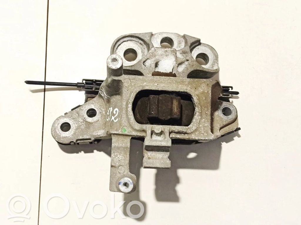 Opel Astra K Moottorin kiinnikekorvake 