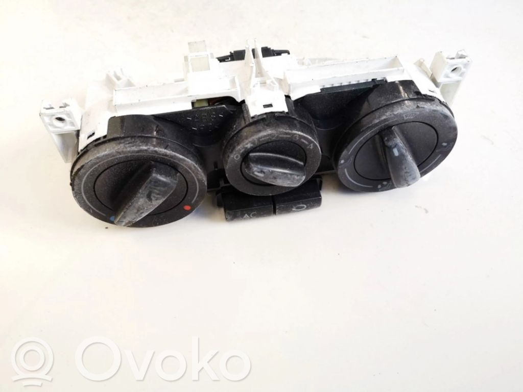 Volkswagen Golf IV Unitate control climatizare 
