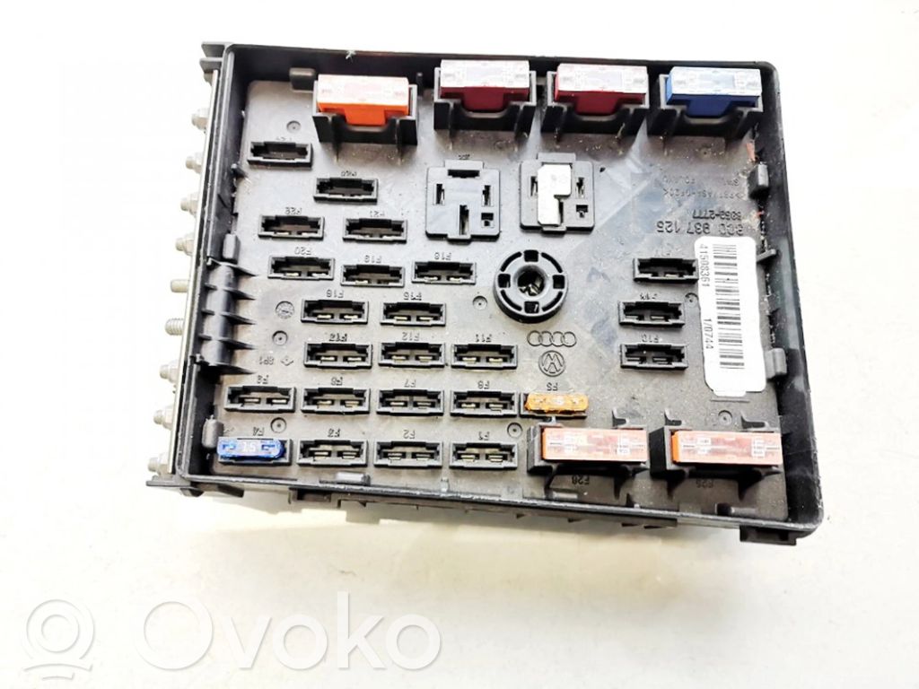 Volkswagen PASSAT B6 Set scatola dei fusibili