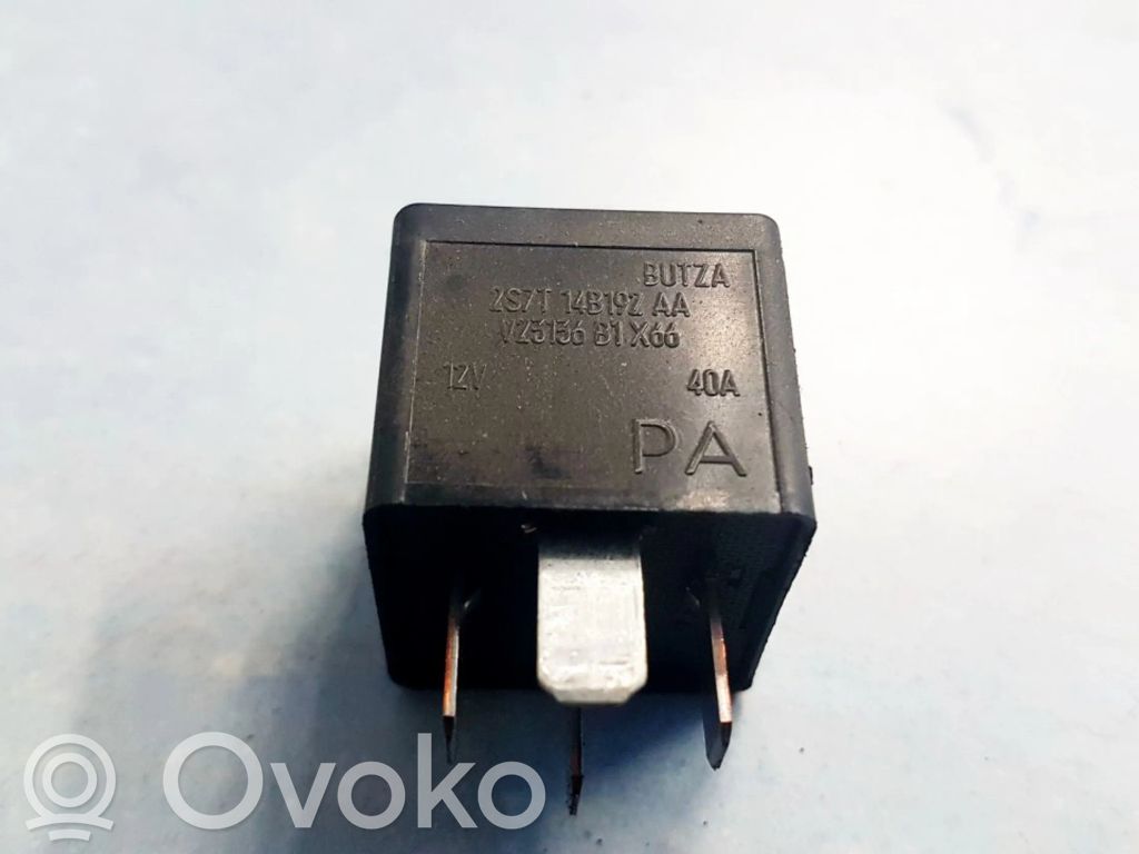 Otros relés   2S7T14B192AA,V23136B1X66,2S7T14B192AA,V23136B1X66
