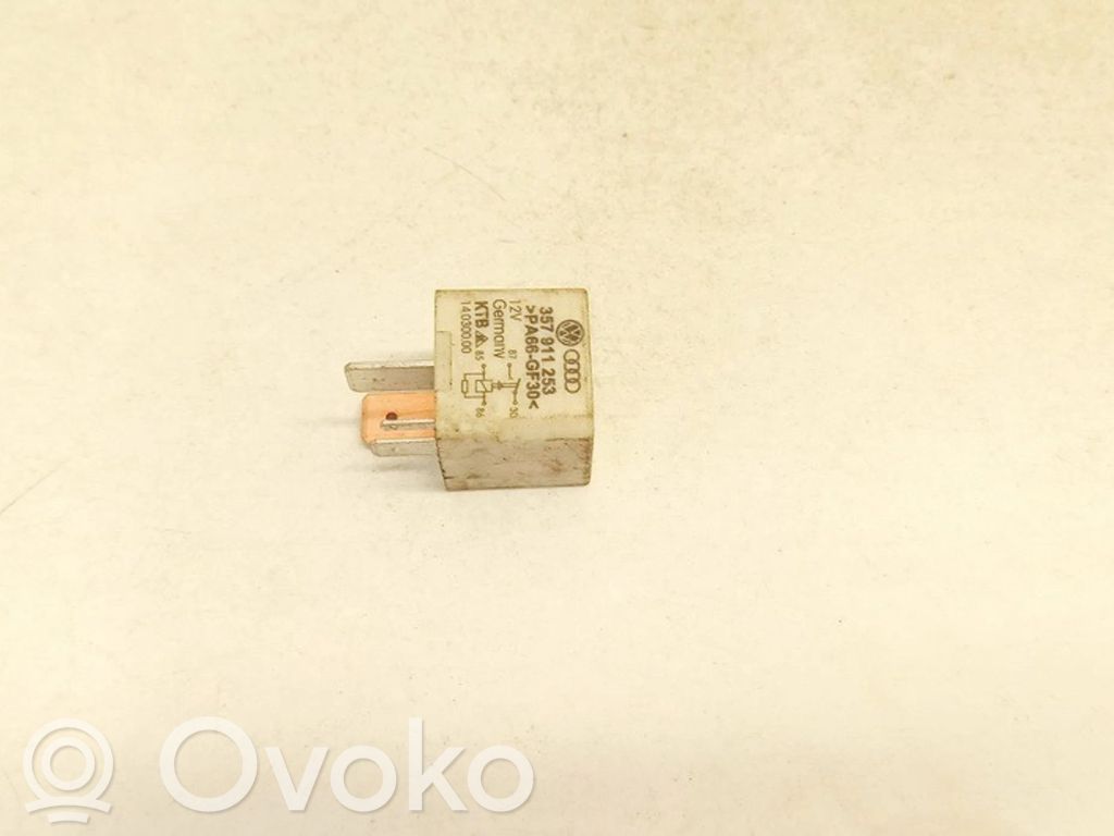Muu rele   357911253,14030000,14030000,357911253,PA66GF30