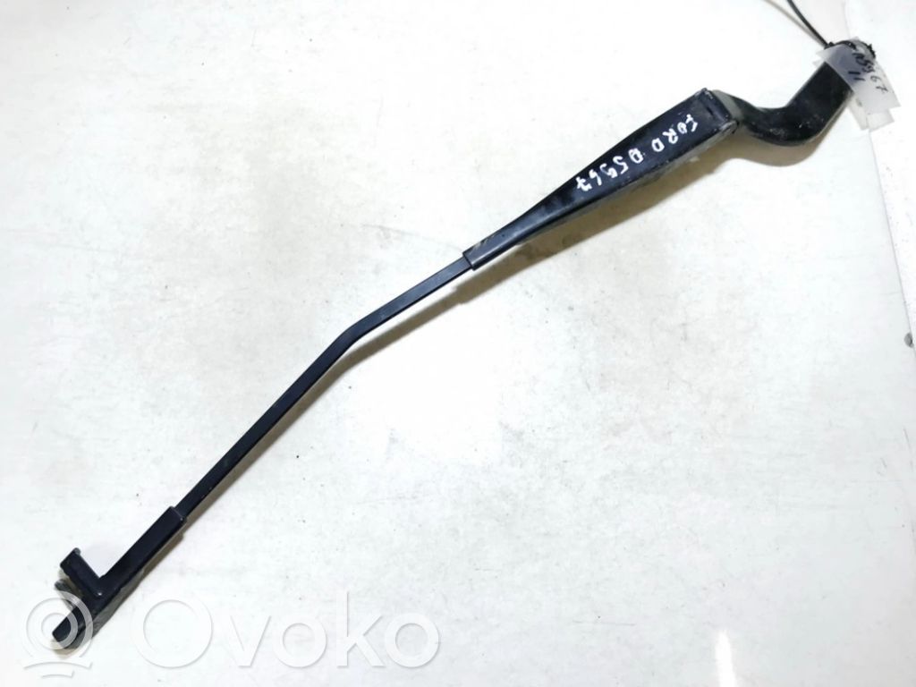 Wischerarm vorne   3M5117526AA,3M5117526AA