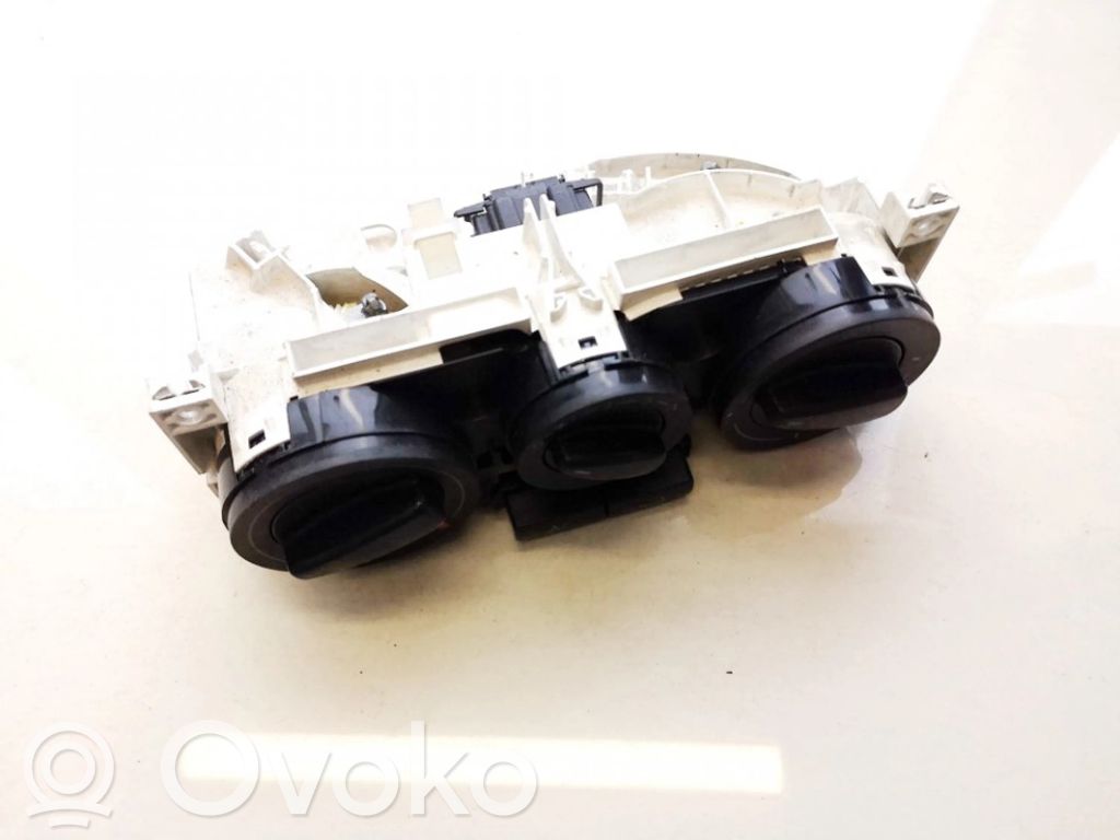Volkswagen Golf IV Unitate control climatizare 