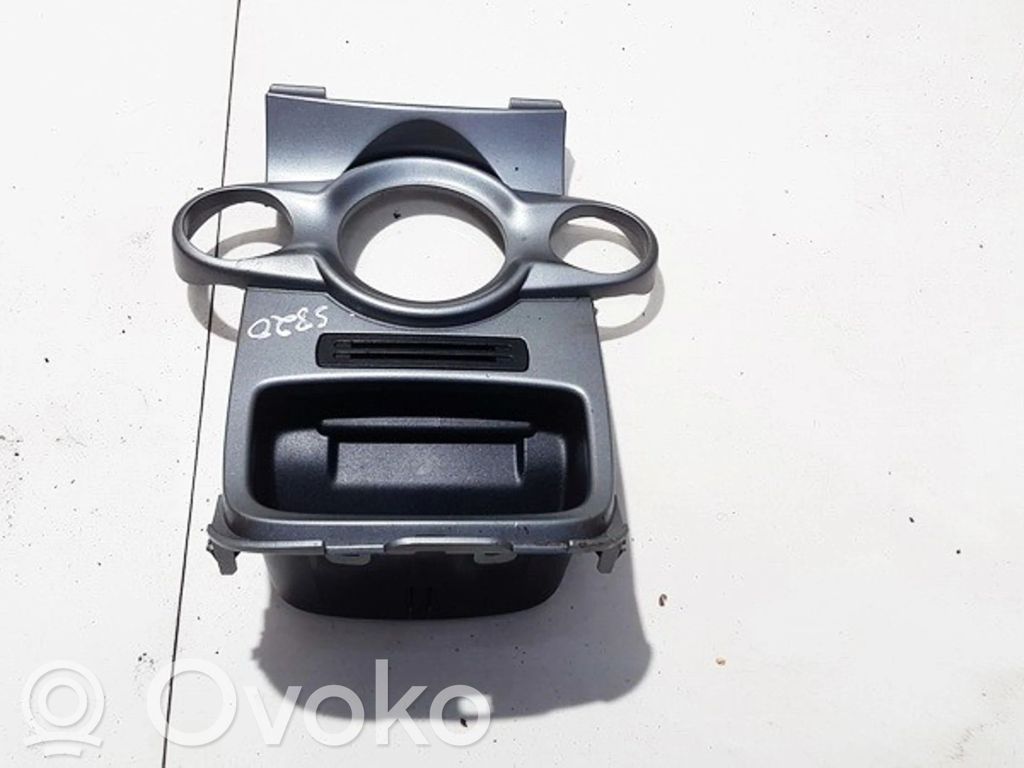 Ford Fiesta Inne części wnętrza samochodu 