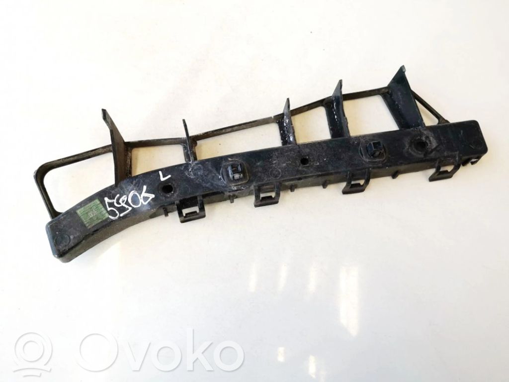 Hyundai i30 Suport montare bară spate