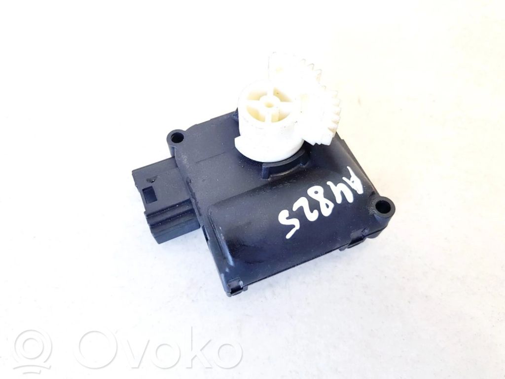 Audi A6 S6 C6 4F Silniczek nagrzewnicy 