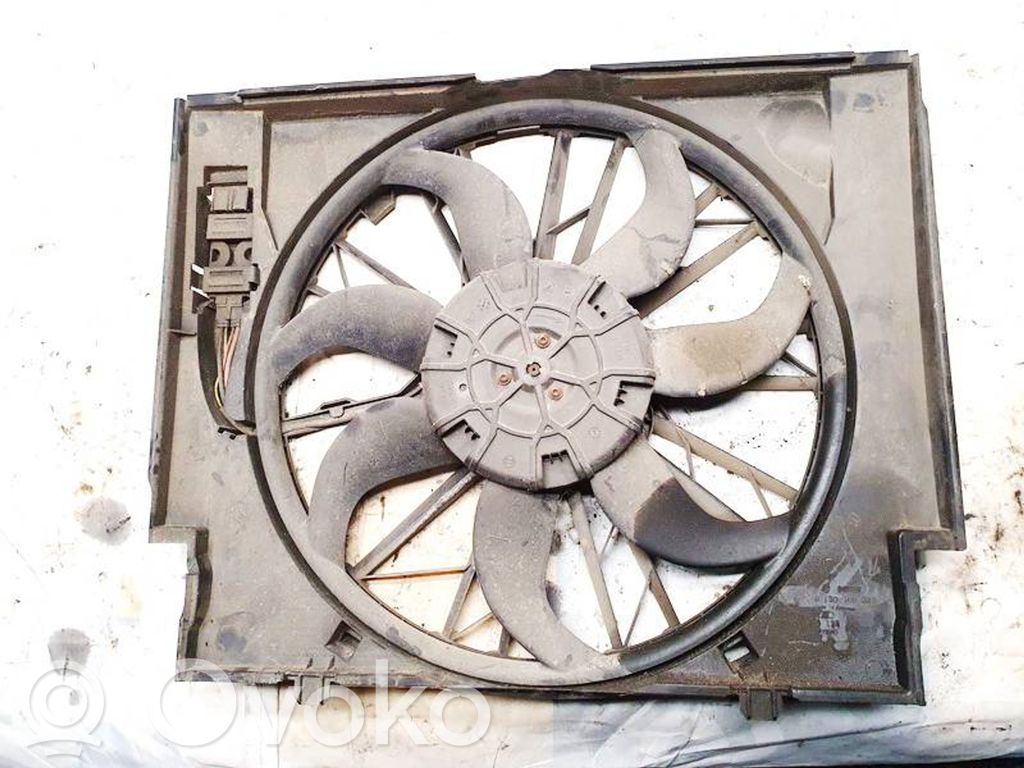 BMW 5 E60 E61 Suport ventilator radiator 