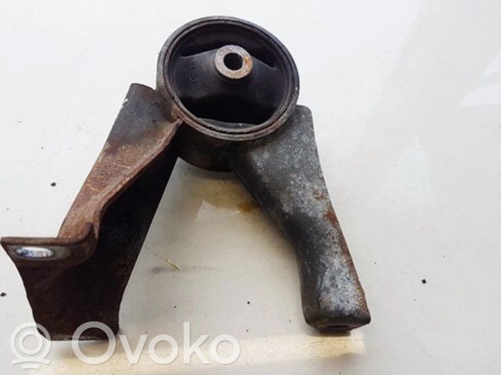 Engine mount bracket