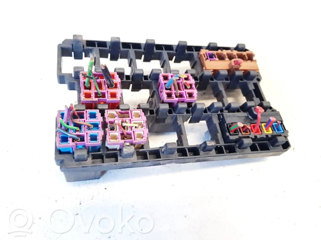 Audi A6 S6 C4 4A Fuse box set 