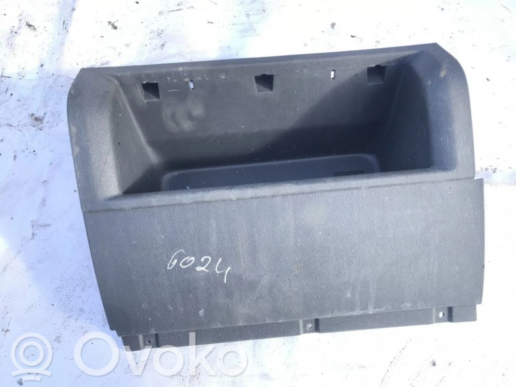 Volkswagen Caddy Boite à gants 