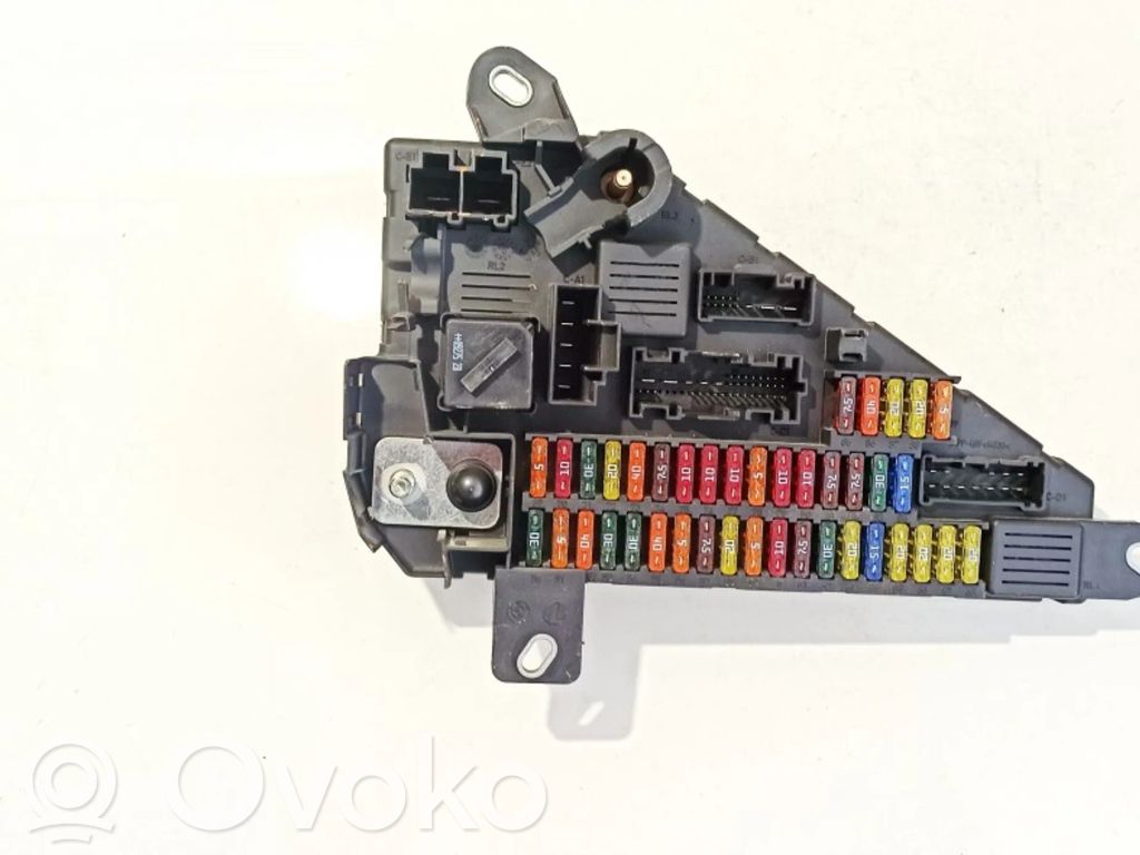 BMW 5 E60 E61 Set cutie siguranțe 