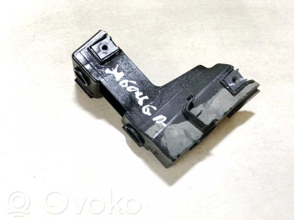 Volkswagen Jetta V Support de pare-chocs arrière