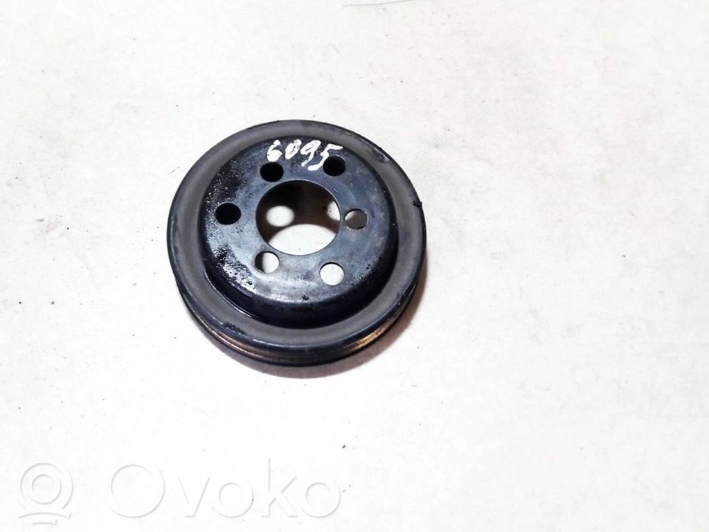Ohjaustehostimen pumpun hihnapyörä   058145255,058145255