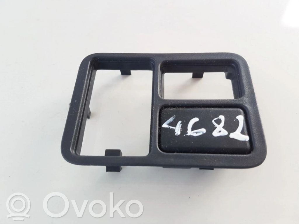 Nissan Almera N16 Alte piese de interior 