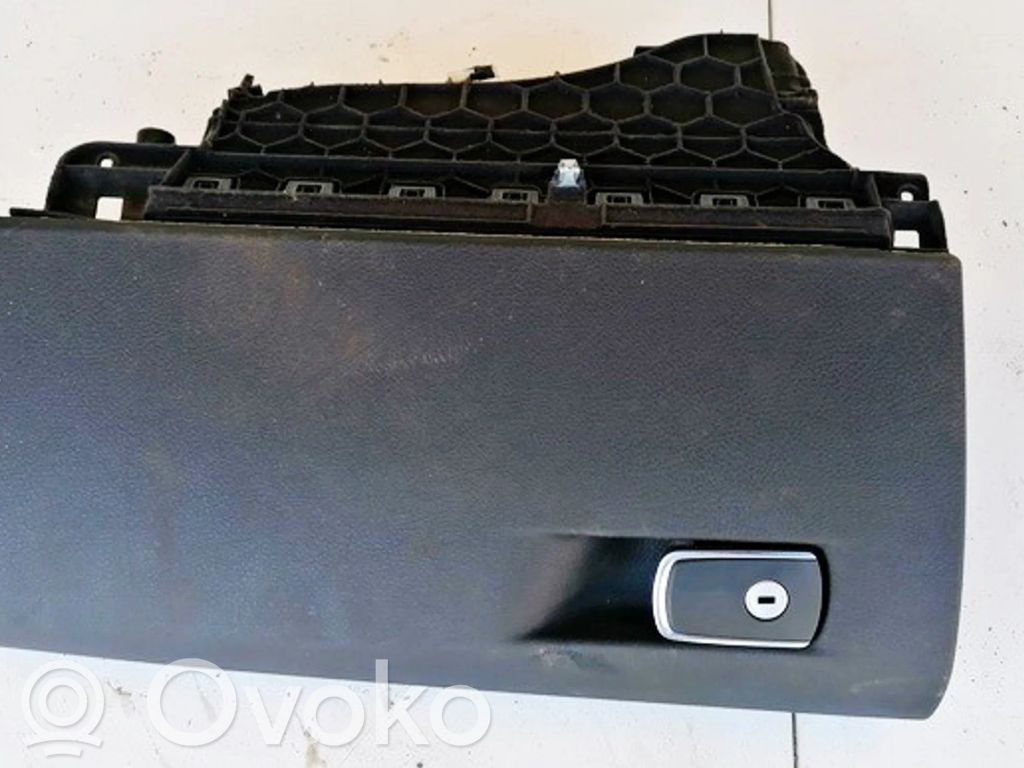 Boite à gants   72758410,72758410