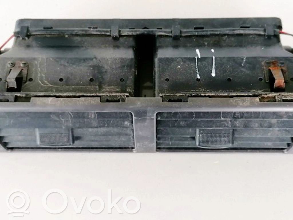 Rejilla de ventilación central del panel   4B1820951,4B1820951