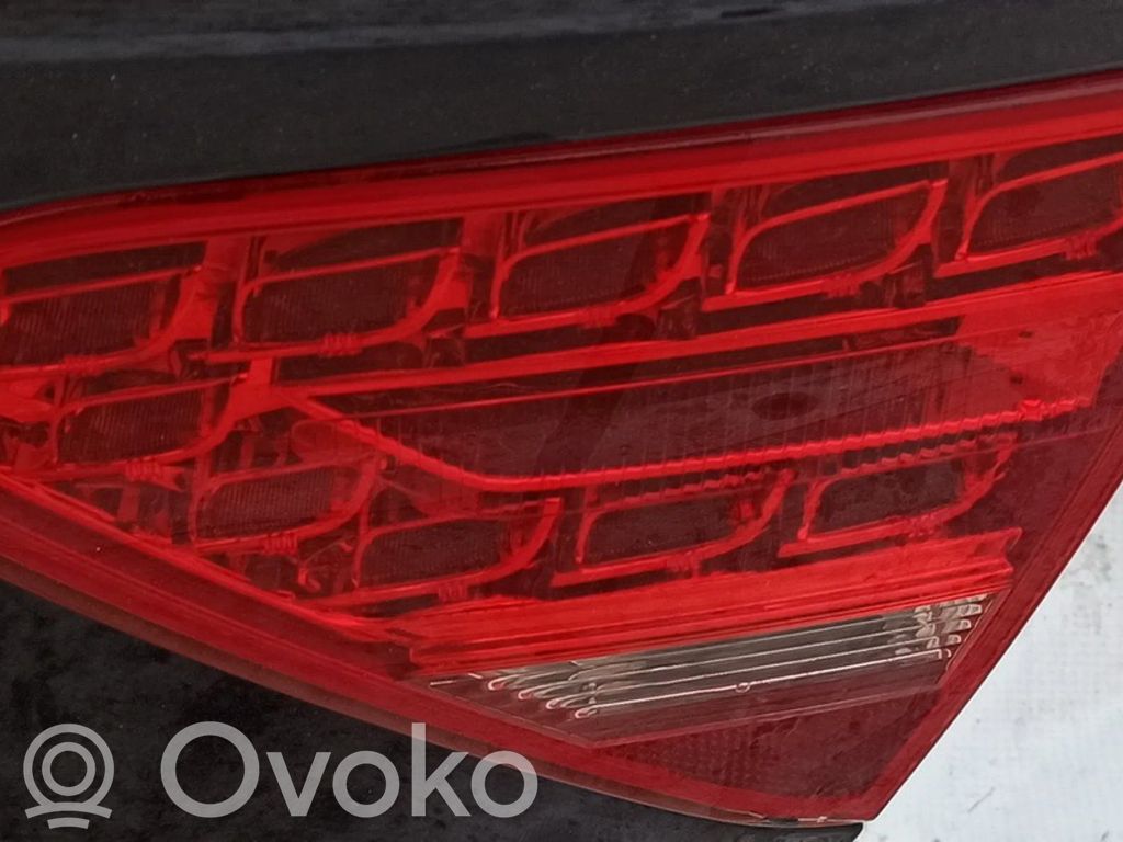 Audi A5 8T 8F Lampă spate în capacul portbagajului 