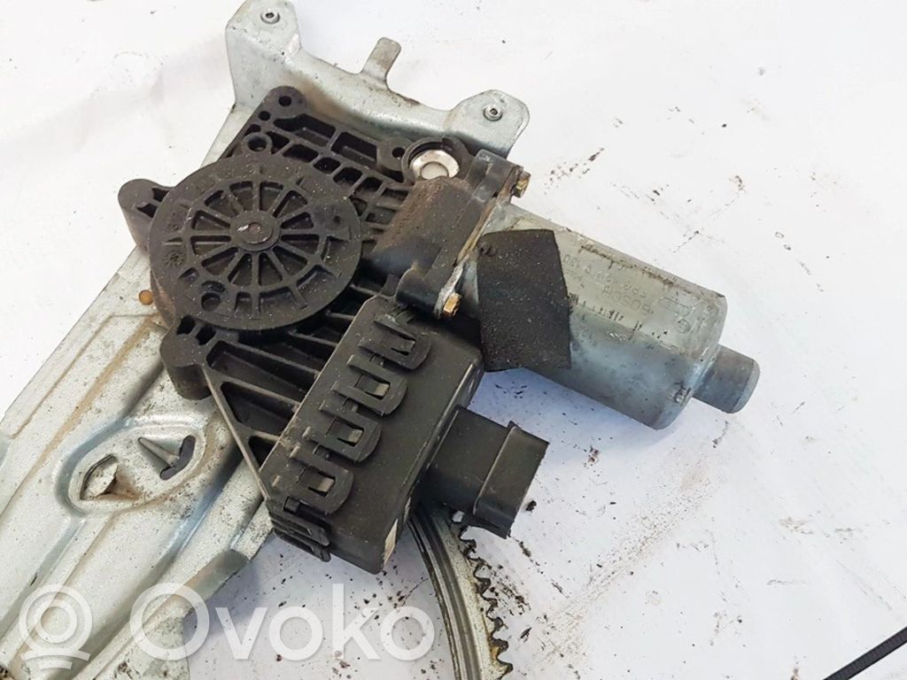 Opel Astra G Motorino alzacristalli della portiera anteriore