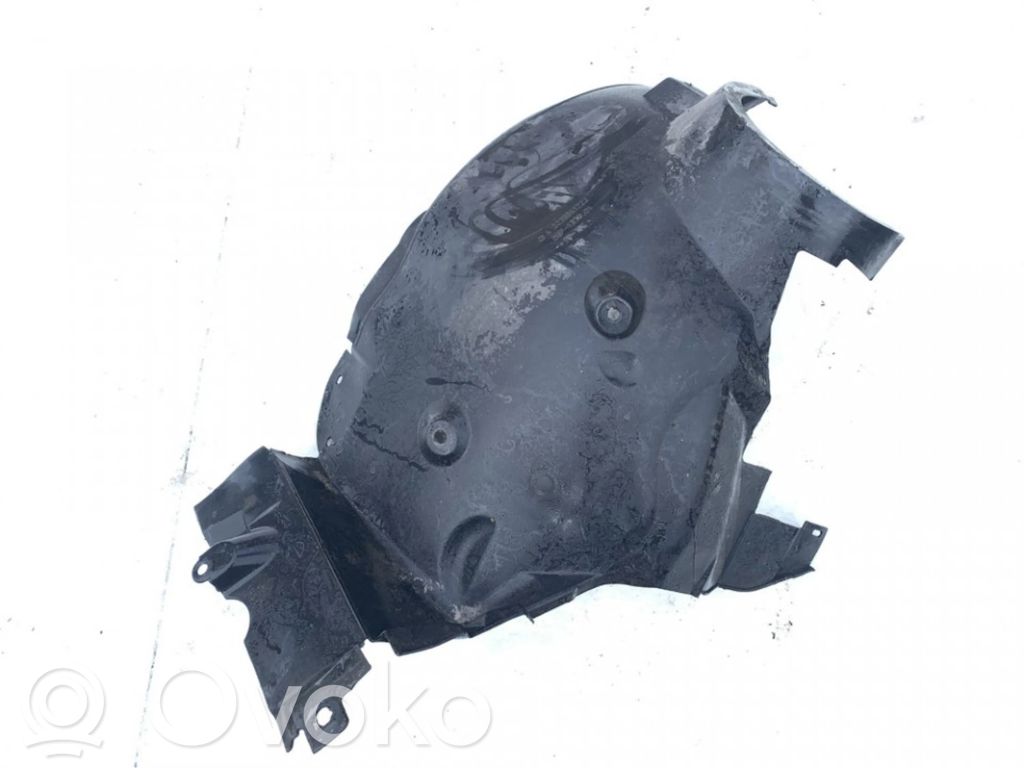 Mercedes-Benz C W203 Rivestimento paraspruzzi passaruota anteriore