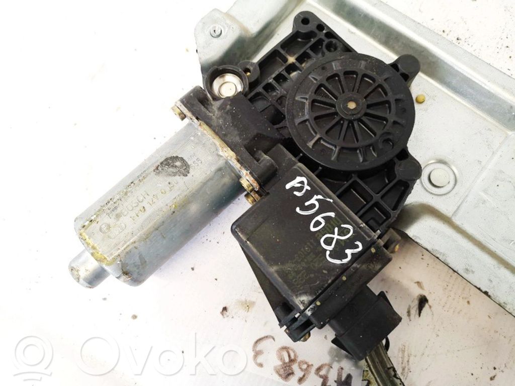 Opel Vectra B Silnik regulatora szyby drzwi przednich 