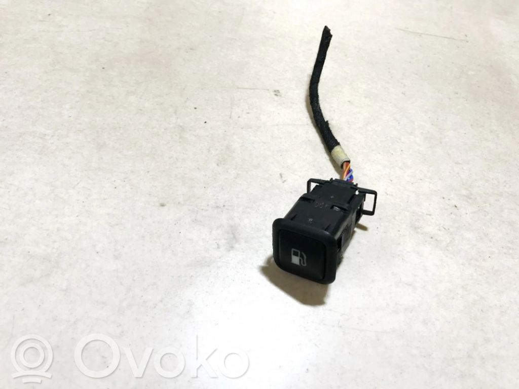 Volkswagen Golf IV Interruttore apertura sportello carburante