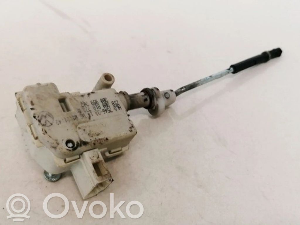 Volkswagen PASSAT B5.5 Motor închidere centralizată