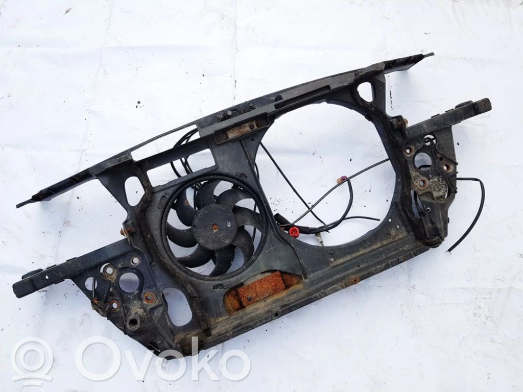 Audi A6 S6 C5 4B Pas przedni 