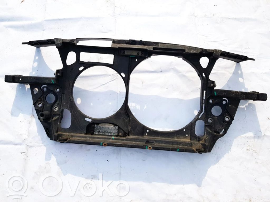 Audi A6 S6 C5 4B Pas przedni 