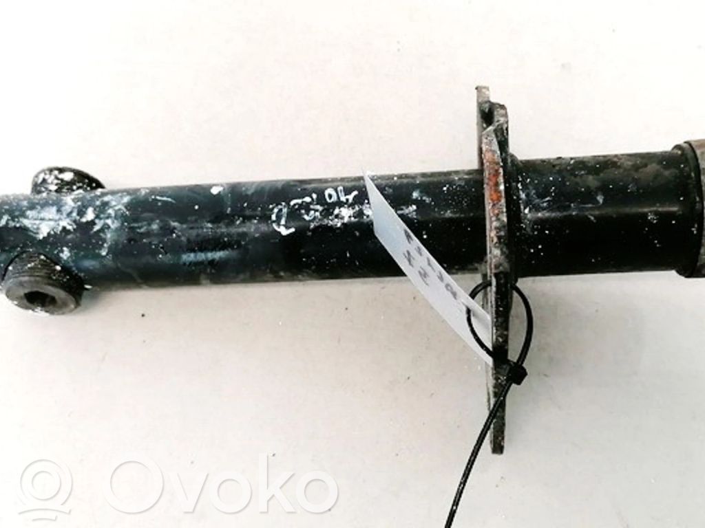 Etupuskurin kannake   8D0807133A,02310001,02310001,8D0807133A