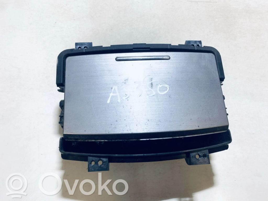 Subaru Legacy Becherhalter Getränkehalter Cupholder