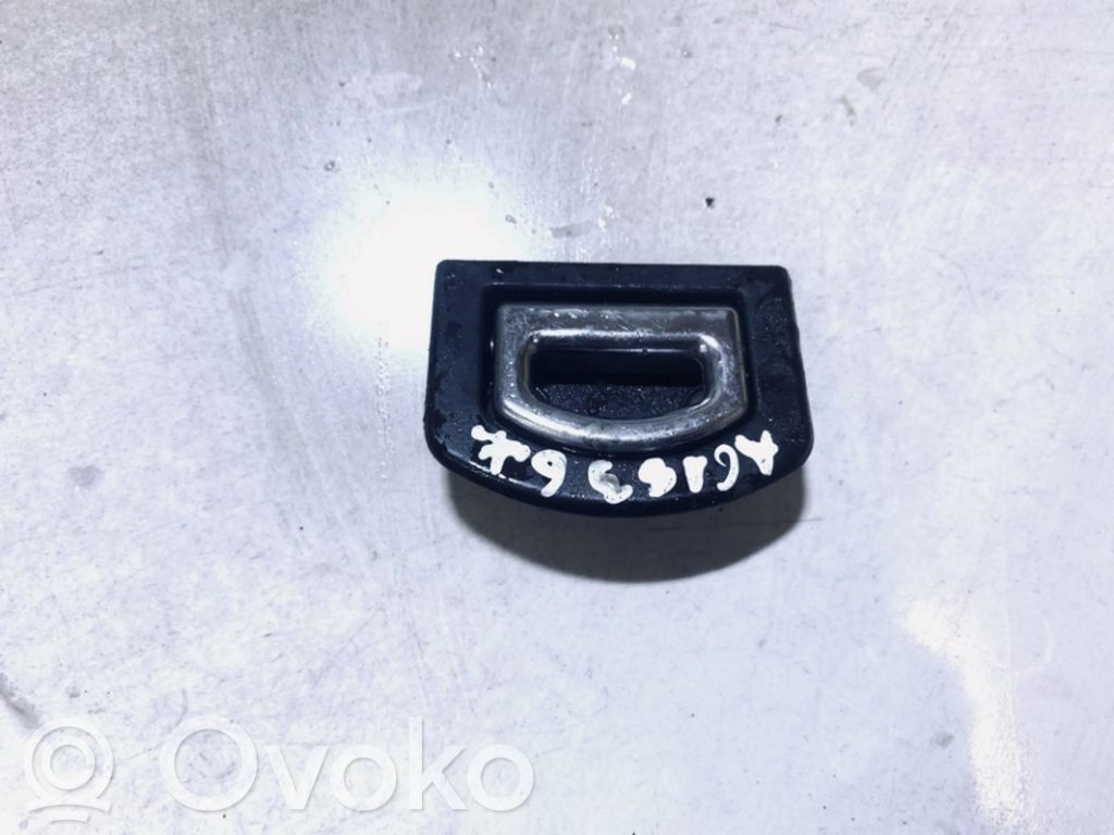 Otros repuestos del interior   8D9864203,8D9864203