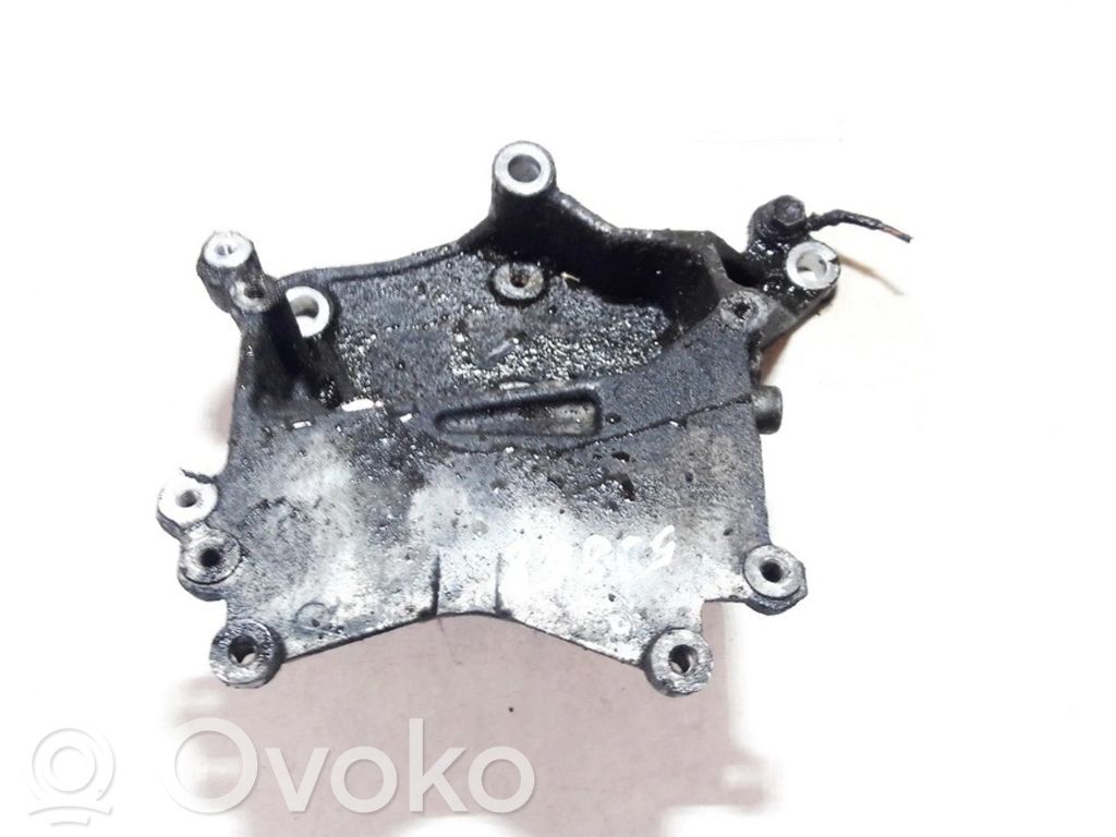 Opel Astra G Engine mounting bracket 