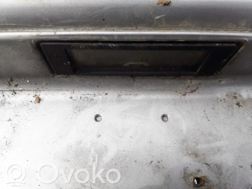 Éclairage de plaque d'immatriculation