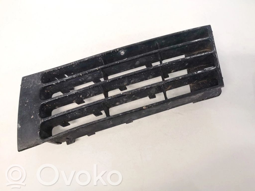 Audi A4 S4 B5 8D Front bumper lower grill 