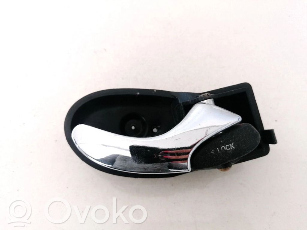 Ford Focus Manecilla interna puerta trasera 