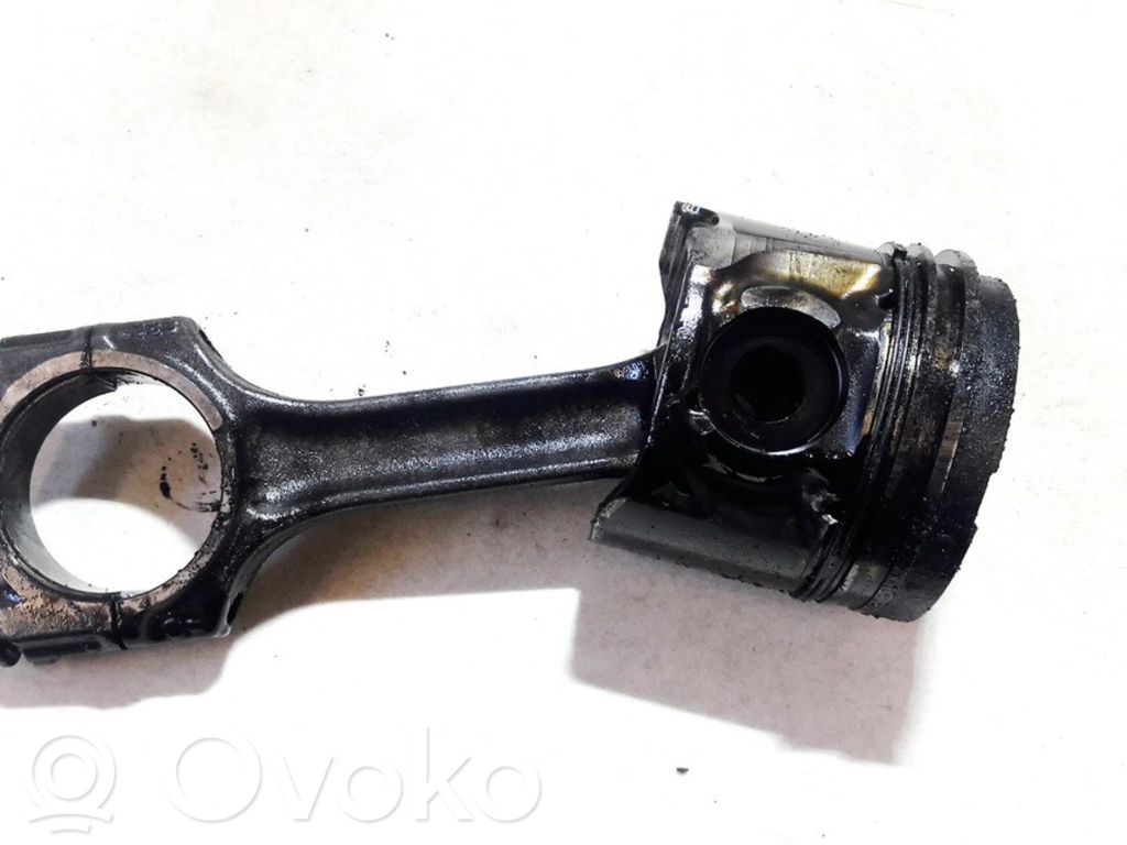 Peugeot 806 Pistón con biela 