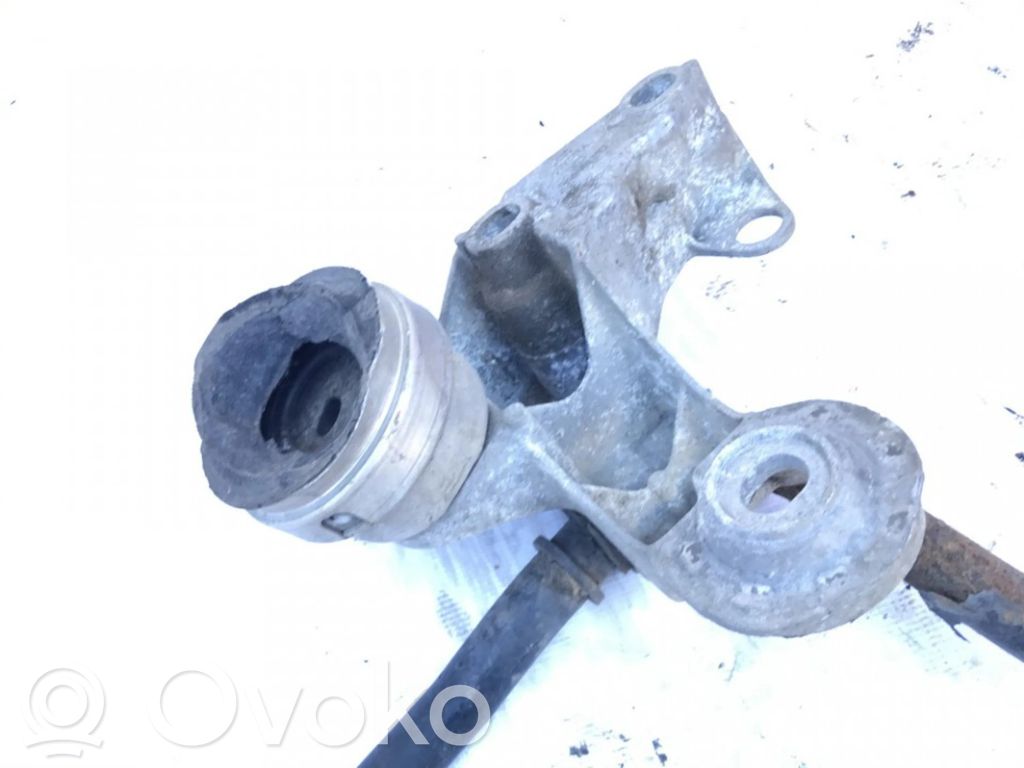Łapa / Mocowanie silnika   4B0199352,4B0199352