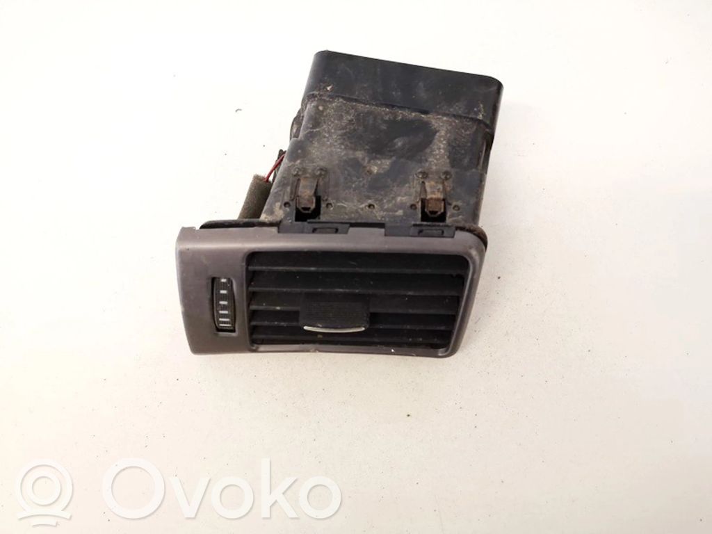 Audi A6 S6 C5 4B Rejilla de ventilación central del panel 