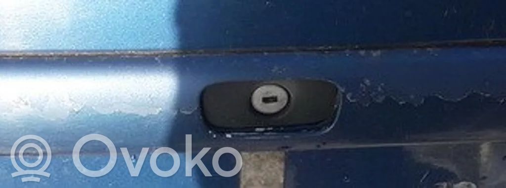 Volvo S40, V40 Éclairage de plaque d'immatriculation