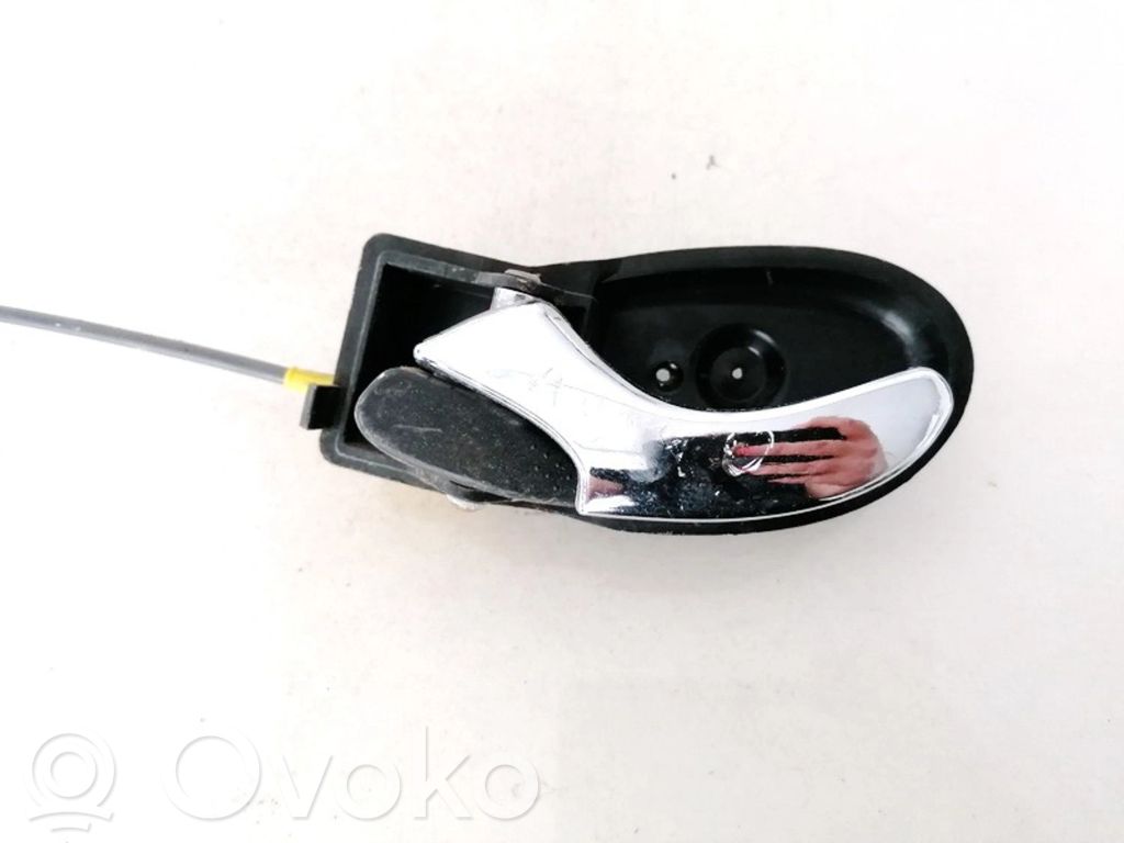 Ford Focus Manecilla interna puerta delantera 
